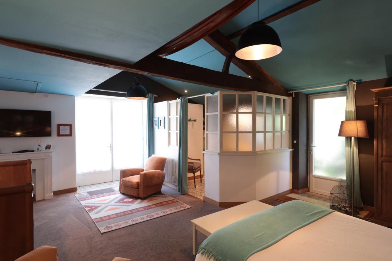 Relais De Chasse La Chaignaie Saint-Hilaire-de-Loulay エクステリア 写真